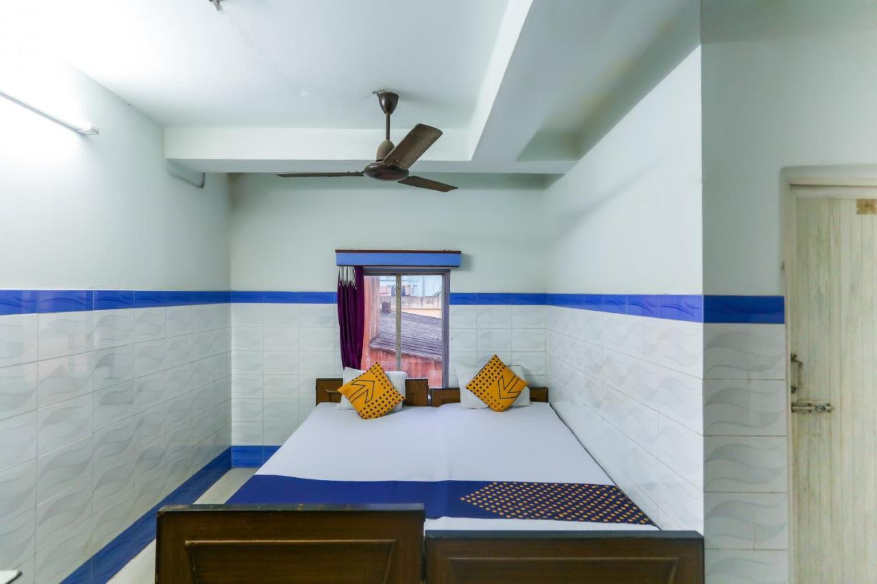 אחמדאבאד Oyo 67789 Hotel Savera מראה חיצוני תמונה